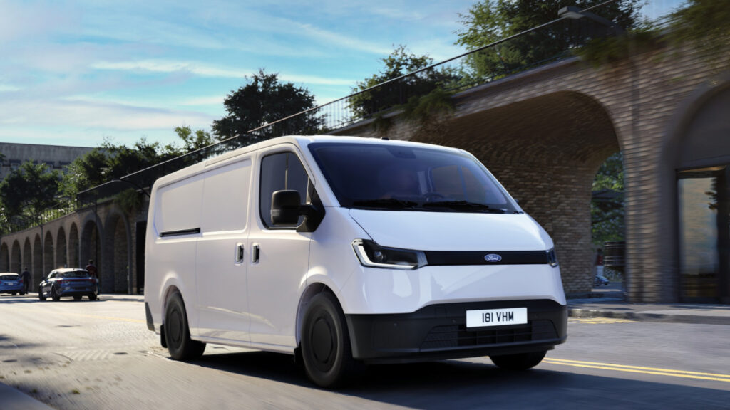 Ford anuncia Transit City elétrica para o Brasil em três versões