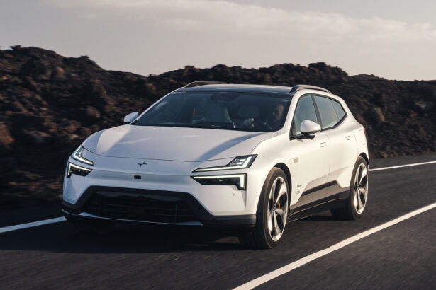 Renault e Geely podem assumir Zeekr no Brasil e atrair outras marcas